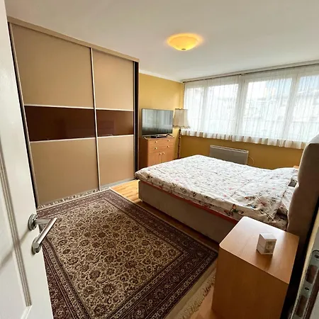 Apartment Drvenija 1